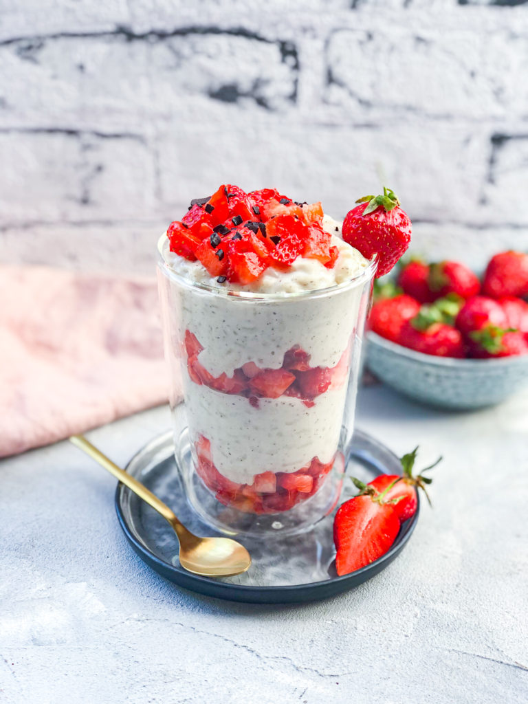 Milchreis mit Erdbeeren