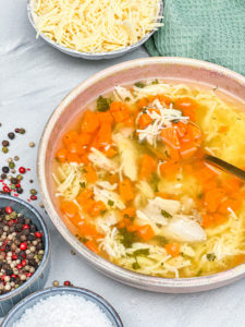 Hühnersuppe